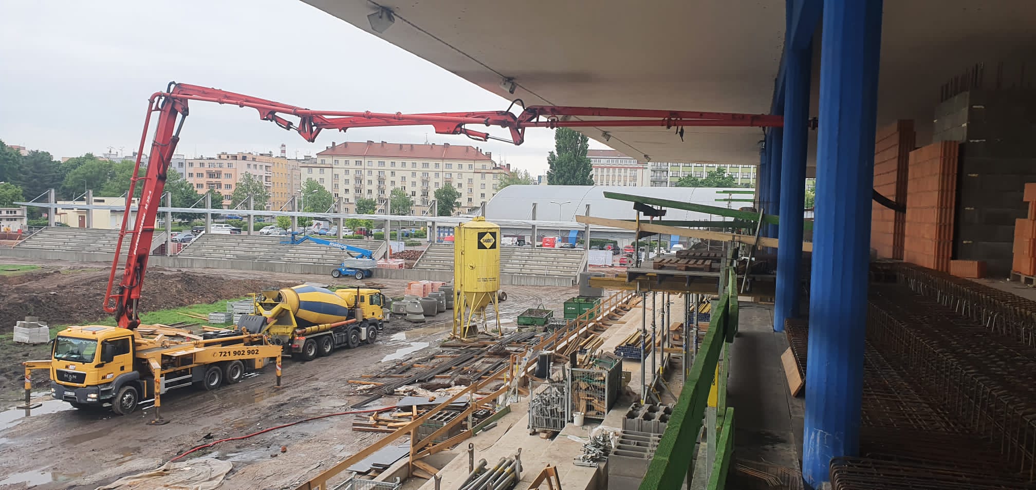 Výstavba fotbalového stadionu